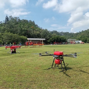 广东省首届森林消防大比武 华科尔消防无人机干粉喷洒灭火展实力 ...