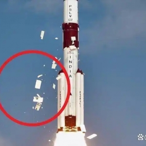 向全球宣布，中国研发颠覆性无人机，空中瞬时分体，瓦解防空系统 ...